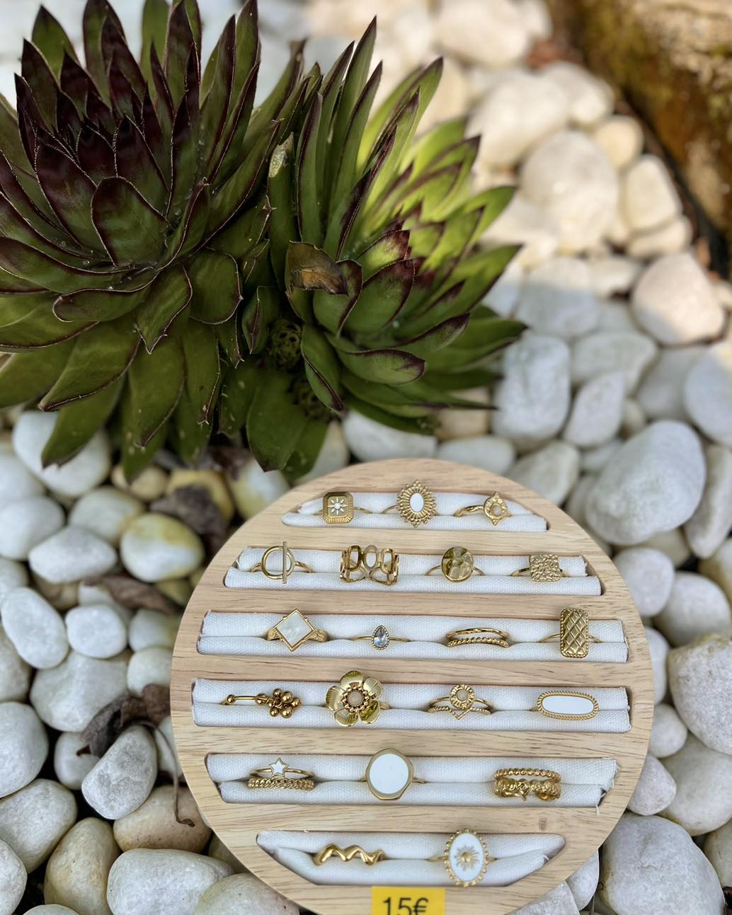 Bagues en acier inoxydable. Elles sont réglables à votre convenance