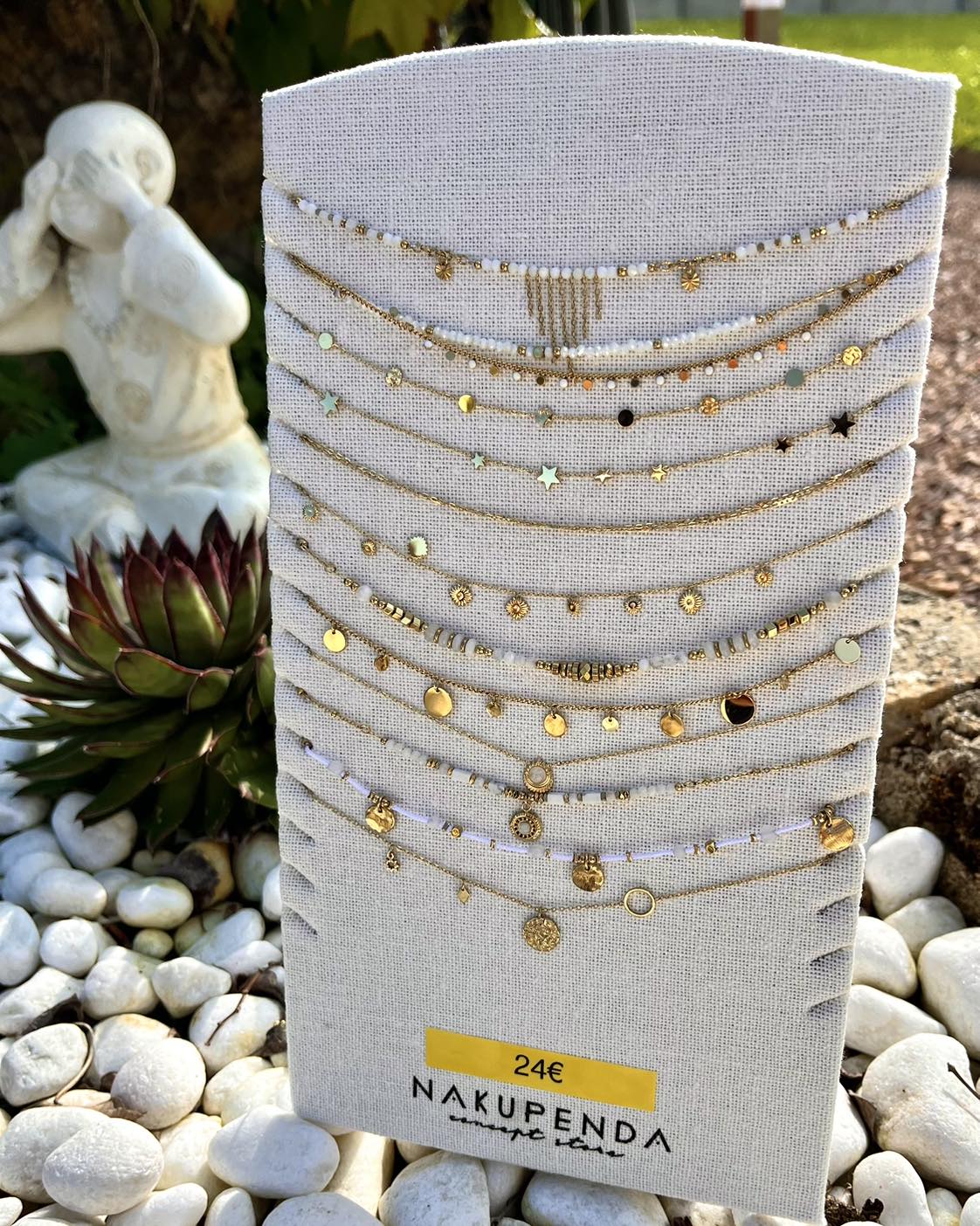 Collier en acier inoxydable. Garantie 1 an. Edition limité. 24 €